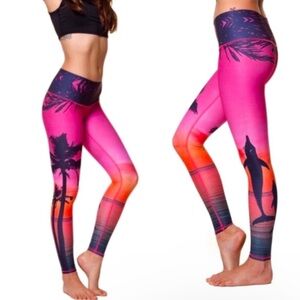 Teeki Dolphin Sunset Palm Tree Leggings Size L